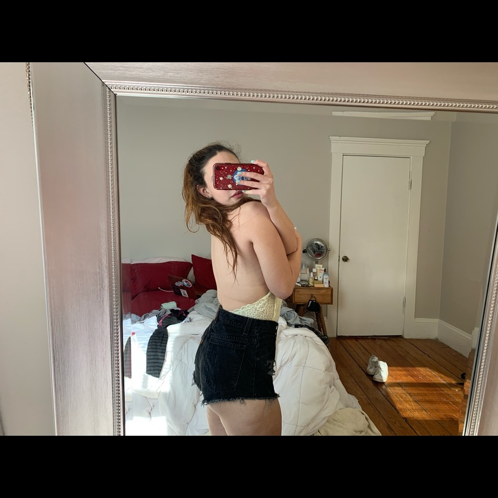 ivory lace bodysuit - Picture 4 of 4